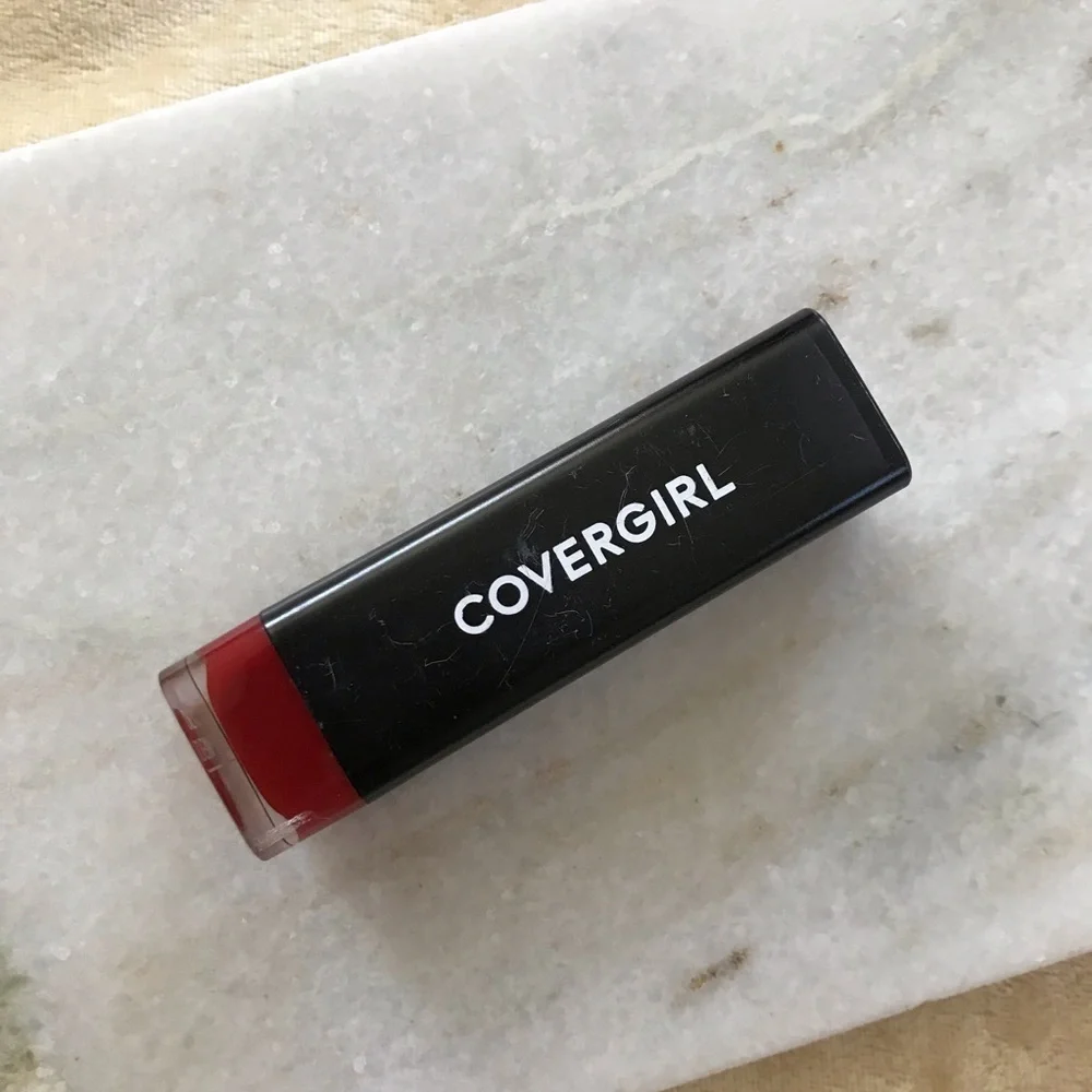 3 for $15 ✨ Cover Girl worthy Demi matte lipstick